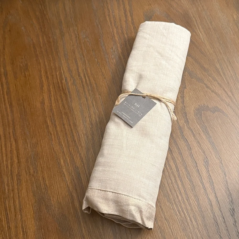 Restoration Hardware Dinner Napkins - 4 